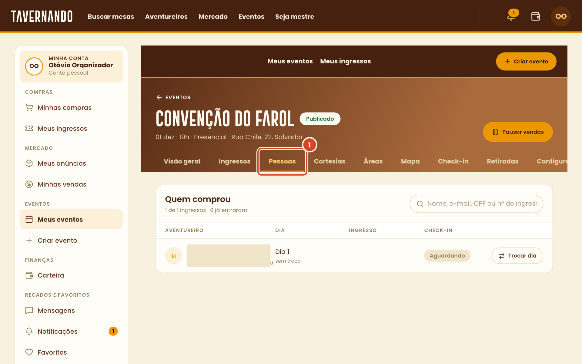 Aba Pessoas com a lista de quem tem ingresso, com os nomes e e-mails cobertos